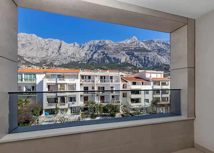 Jelena - Exklusiv ماكارسكا