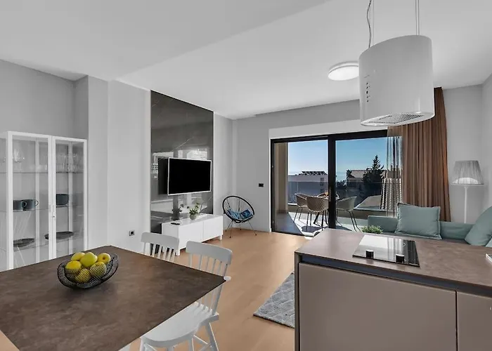 Jelena - Exklusiv ماكارسكا